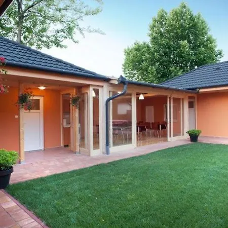 Sunshine Sh Apartmanhaz